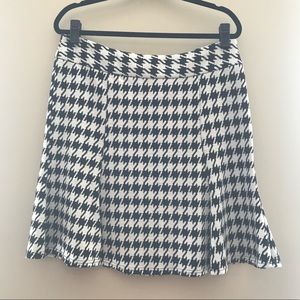 Black and White Houndstooth Skirt